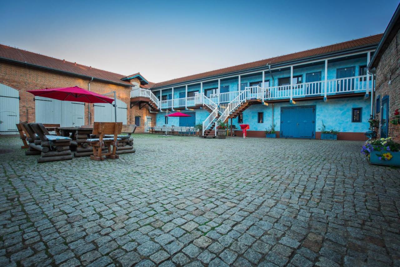 Gutshof Dragefeld Villa Krzyż Dış mekan fotoğraf
